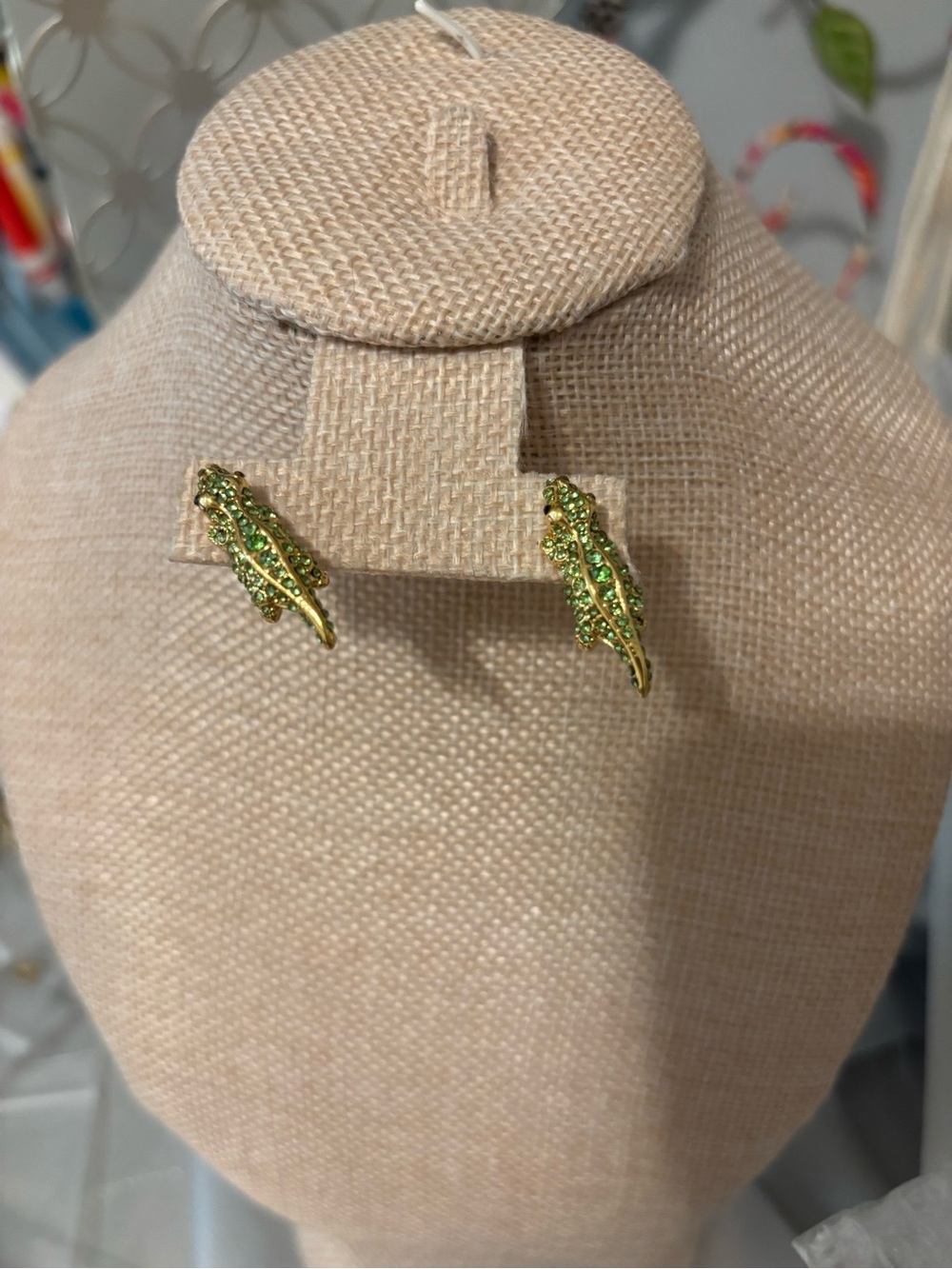 Gold-Tone Green Crystal Alligator 🐊 Stud Earrings! Where are my Florida Gators?!